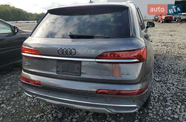 Внедорожник / Кроссовер Audi Q7 2020 в 