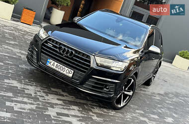 Позашляховик / Кросовер Audi Q7 2017 в Києві