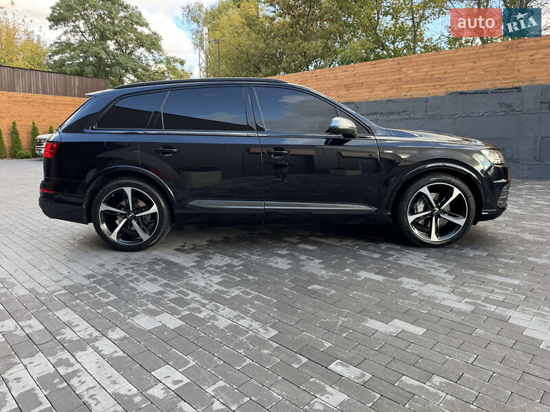 Внедорожник / Кроссовер Audi Q7 2017 в Киеве фото 7 Внедорожник / Кроссовер Audi Q7 2017 в Киеве