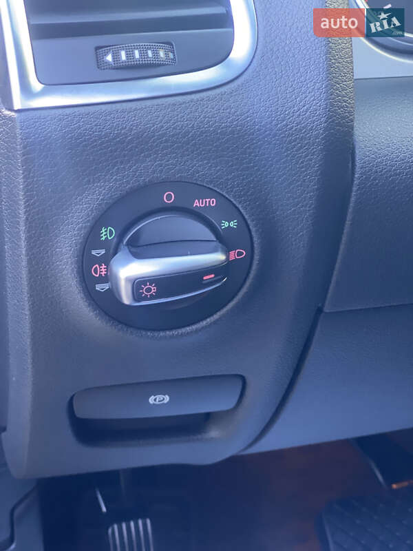 Внедорожник / Кроссовер Audi Q7 2013 в Горишних Плавнях