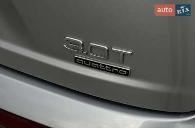 Позашляховик / Кросовер Audi Q7 2016 в 