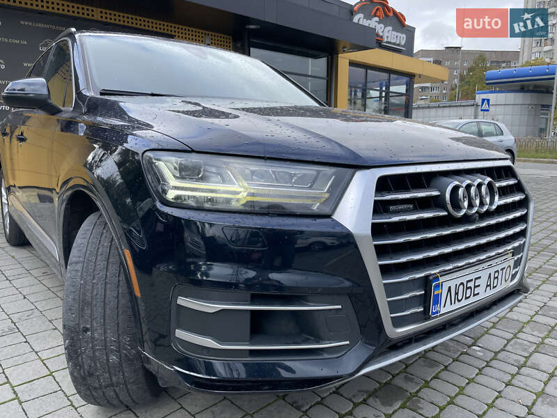 Внедорожник / Кроссовер Audi Q7 2016 в Львове