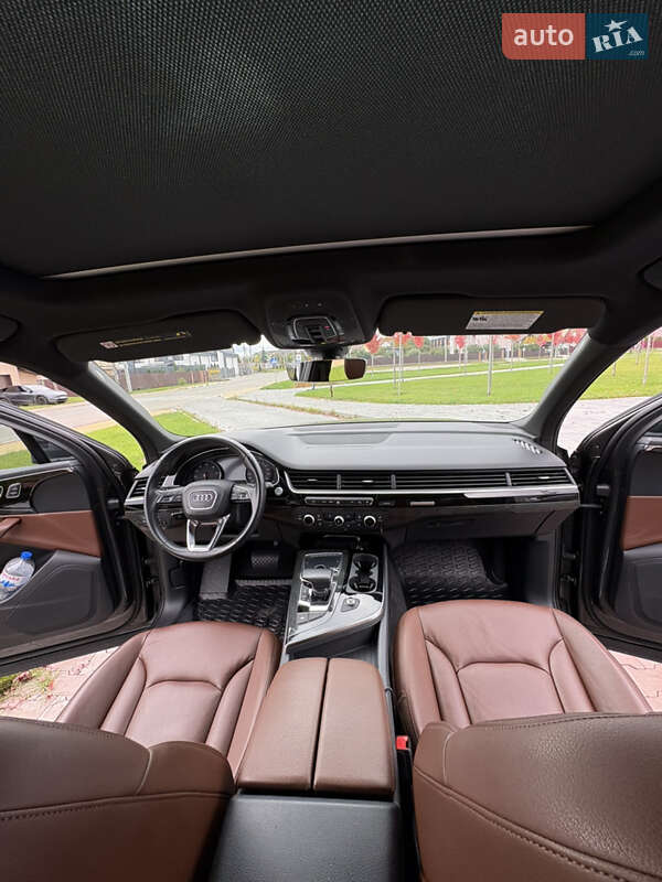 Внедорожник / Кроссовер Audi Q7 2018 в Буче