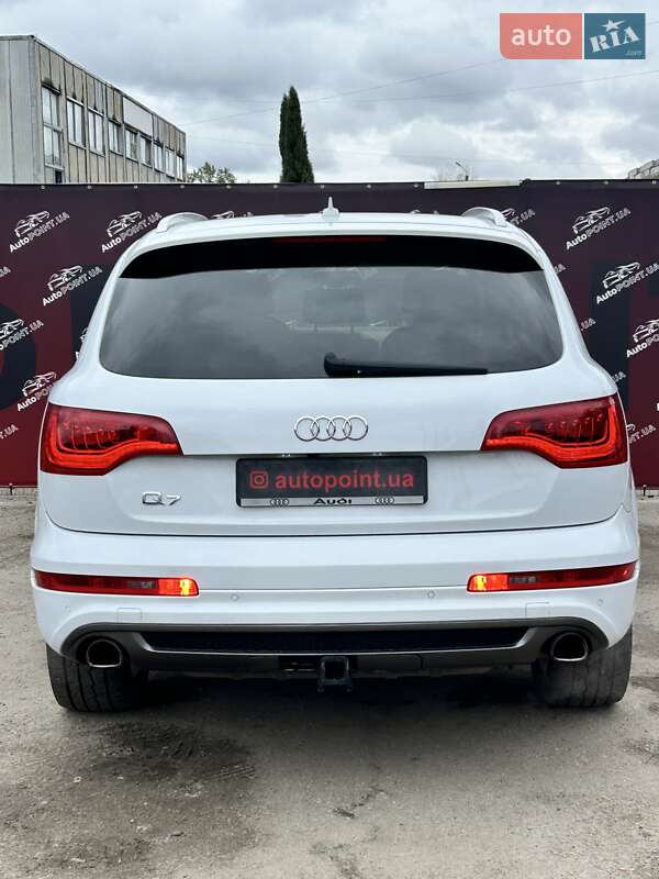 Внедорожник / Кроссовер Audi Q7 2012 в Сумах