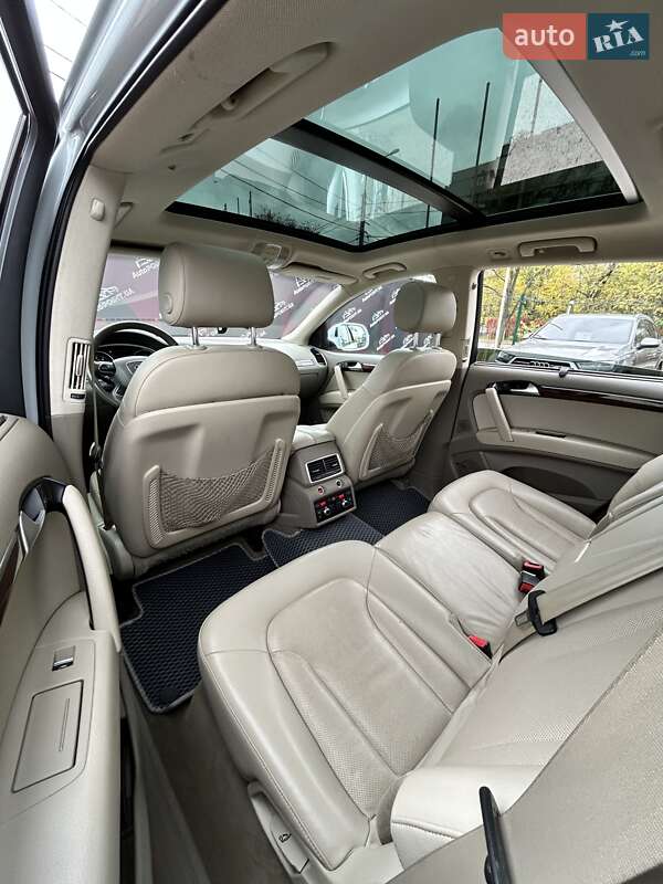 Внедорожник / Кроссовер Audi Q7 2012 в Сумах