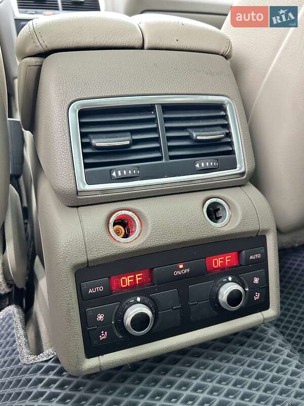 Внедорожник / Кроссовер Audi Q7 2012 в Сумах