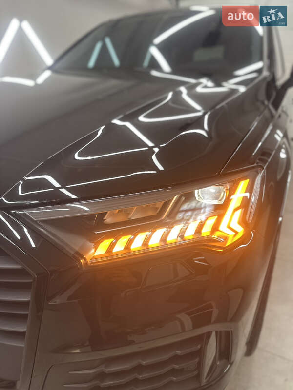 Позашляховик / Кросовер Audi Q7 2020 в Кропивницькому фото 7 Позашляховик / Кросовер Audi Q7 2020 в Кропивницькому