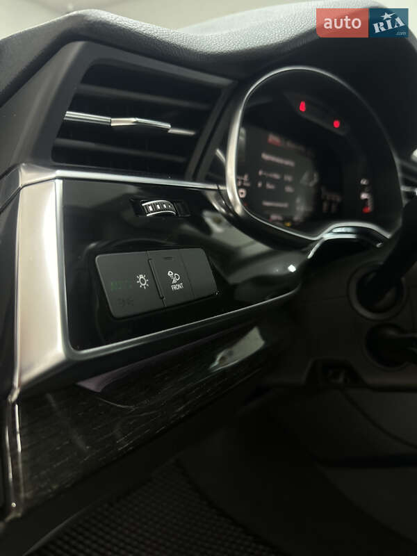 Позашляховик / Кросовер Audi Q7 2020 в Кропивницькому фото 37 Позашляховик / Кросовер Audi Q7 2020 в Кропивницькому