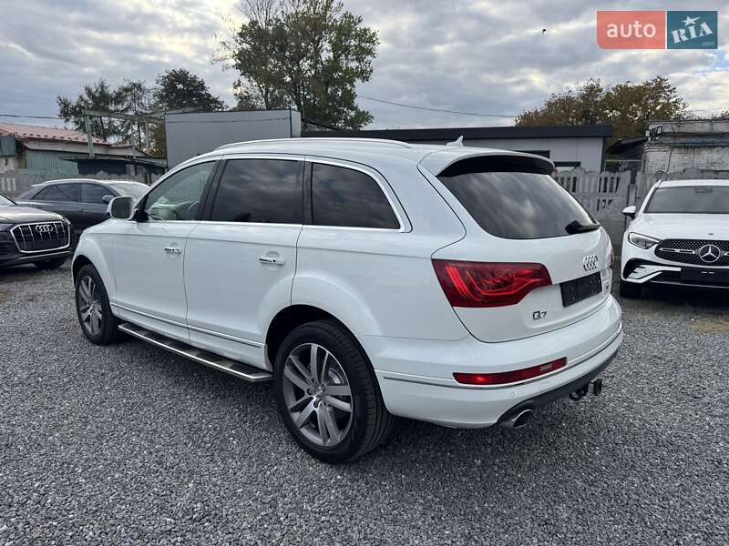 Внедорожник / Кроссовер Audi Q7 2013 в Тернополе