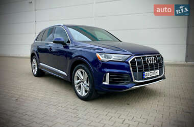 Позашляховик / Кросовер Audi Q7 2020 в Києві
