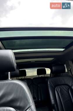 Позашляховик / Кросовер Audi Q7 2006 в 