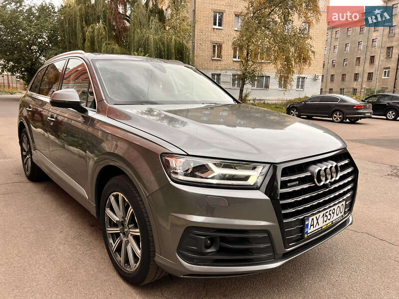Позашляховик / Кросовер Audi Q7 2017 в Харкові