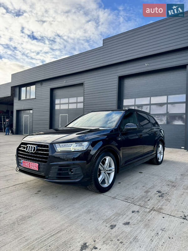 Внедорожник / Кроссовер Audi Q7 2018 в Вараше фото 3 Внедорожник / Кроссовер Audi Q7 2018 в Вараше