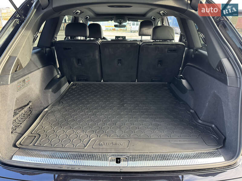 Внедорожник / Кроссовер Audi Q7 2018 в Вараше фото 28 Внедорожник / Кроссовер Audi Q7 2018 в Вараше