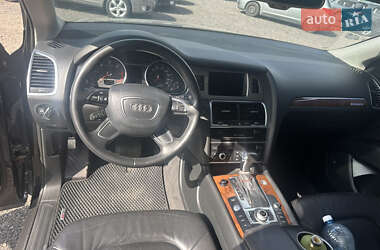 Позашляховик / Кросовер Audi Q7 2014 в 