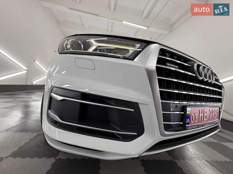 Внедорожник / Кроссовер Audi Q7 2018 в Трускавце