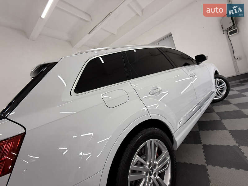 Внедорожник / Кроссовер Audi Q7 2018 в Трускавце