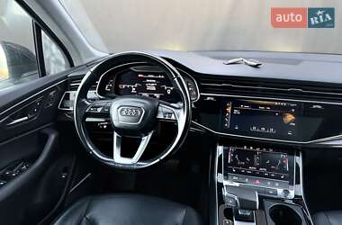 Позашляховик / Кросовер Audi Q7 2020 в  фото 54 Позашляховик / Кросовер Audi Q7 2020 в