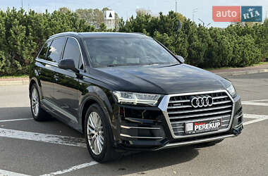 Внедорожник / Кроссовер Audi Q7 2018 в Киеве