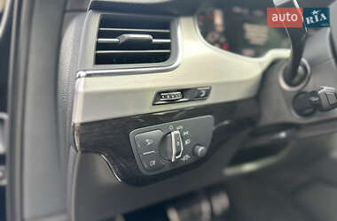 Внедорожник / Кроссовер Audi Q7 2018 в 