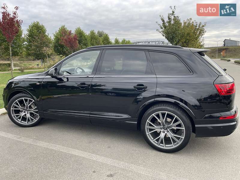 Внедорожник / Кроссовер Audi Q7 2017 в Киеве фото 9 Внедорожник / Кроссовер Audi Q7 2017 в Киеве