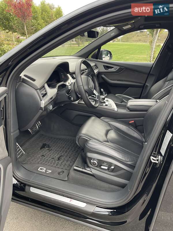 Внедорожник / Кроссовер Audi Q7 2017 в Киеве фото 14 Внедорожник / Кроссовер Audi Q7 2017 в Киеве