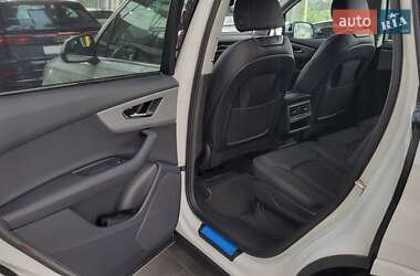 Позашляховик / Кросовер Audi Q7 2025 в 