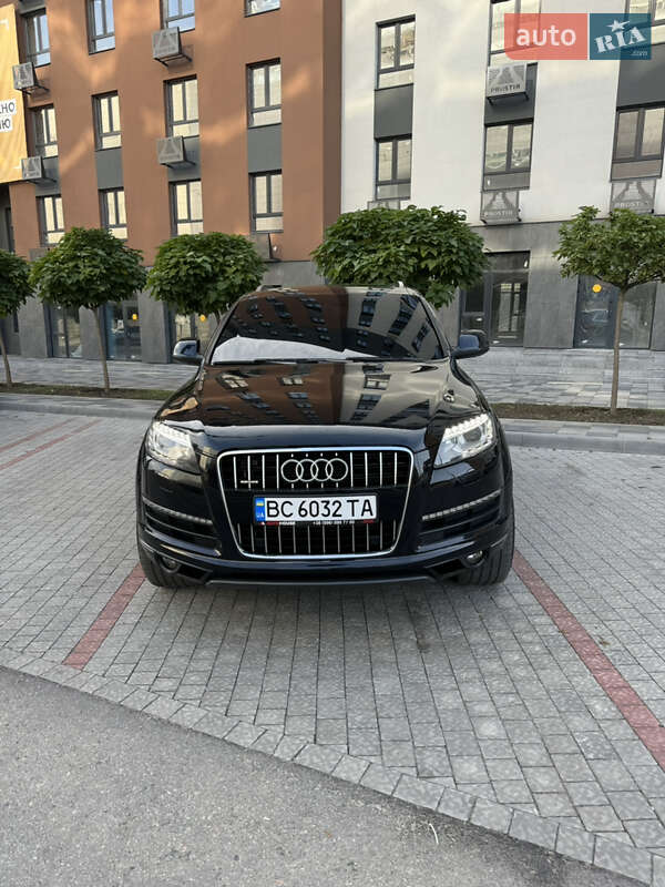 Позашляховик / Кросовер Audi Q7 2015 в Запоріжжі