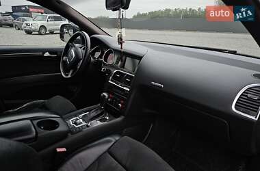 Позашляховик / Кросовер Audi Q7 2006 в 
