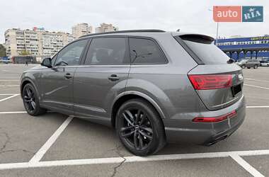 Внедорожник / Кроссовер Audi Q7 2018 в Киеве