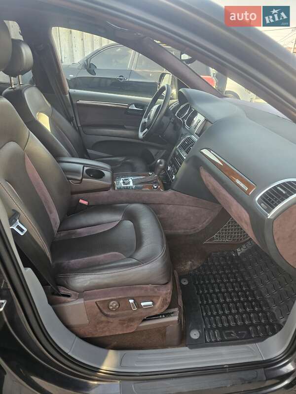 Внедорожник / Кроссовер Audi Q7 2011 в Одессе