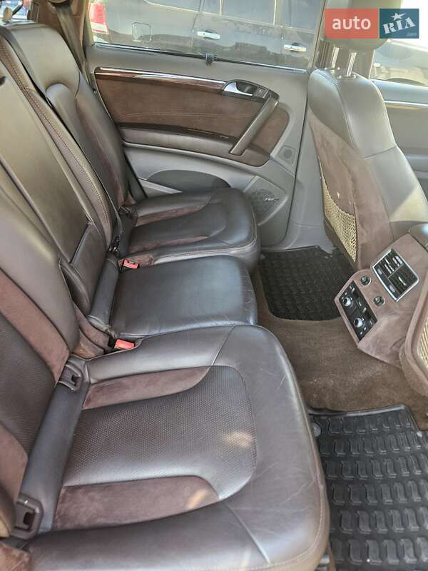 Внедорожник / Кроссовер Audi Q7 2011 в Одессе