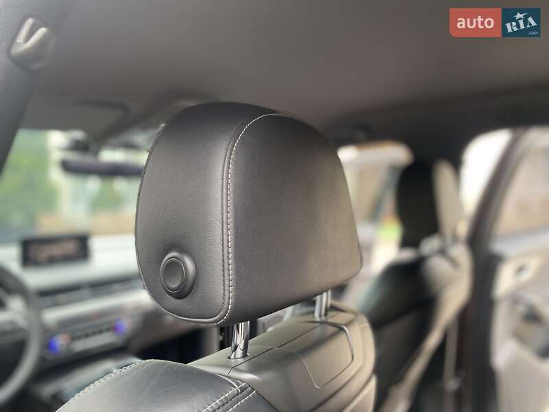 Внедорожник / Кроссовер Audi Q7 2015 в Хмельницком