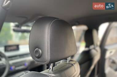 Позашляховик / Кросовер Audi Q7 2015 в 