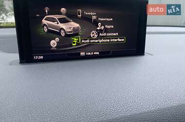 Позашляховик / Кросовер Audi Q7 2015 в 
