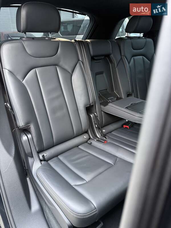 Внедорожник / Кроссовер Audi Q7 2016 в Калуше фото 32 Внедорожник / Кроссовер Audi Q7 2016 в Калуше