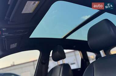 Позашляховик / Кросовер Audi Q7 2017 в 