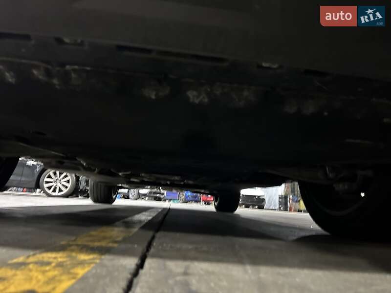 Внедорожник / Кроссовер Audi Q7 2020 в Киеве