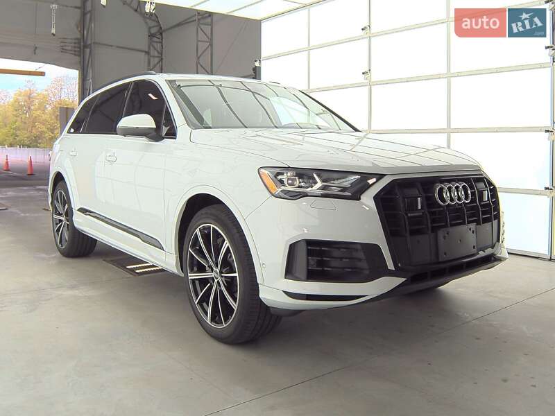 Внедорожник / Кроссовер Audi Q7 2020 в Киеве