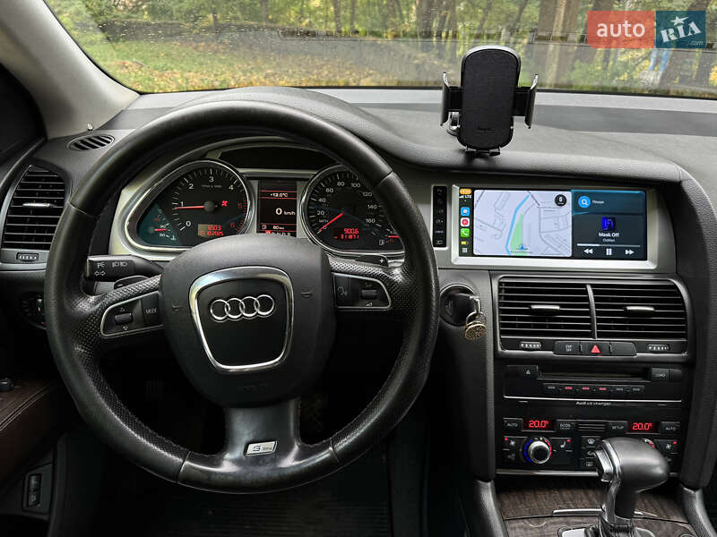 Внедорожник / Кроссовер Audi Q7 2006 в Луцке