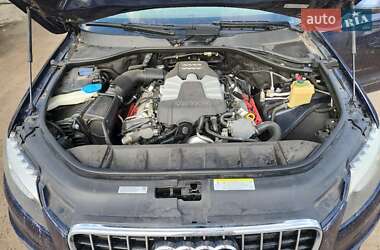 Позашляховик / Кросовер Audi Q7 2014 в 