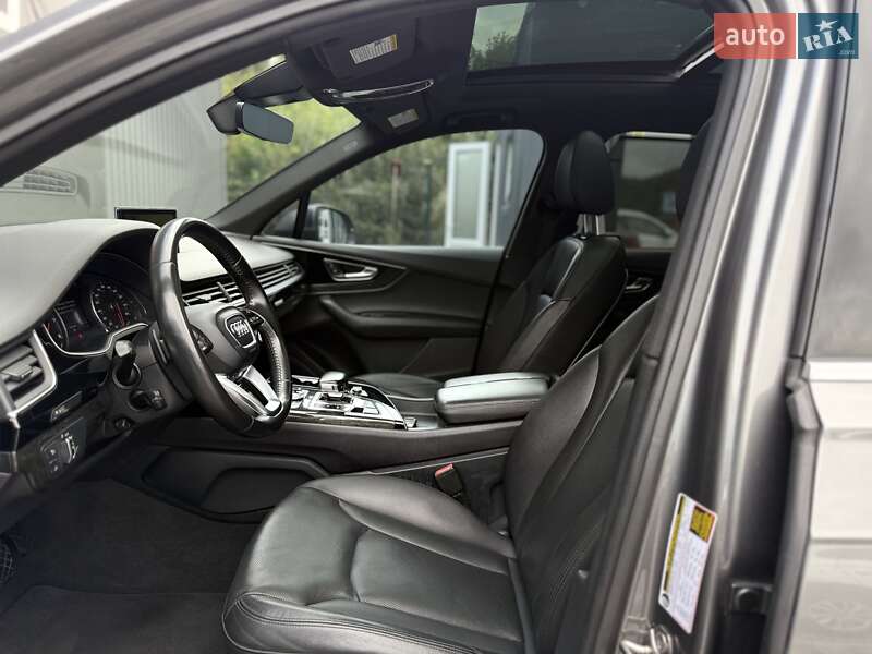 Внедорожник / Кроссовер Audi Q7 2017 в Львове