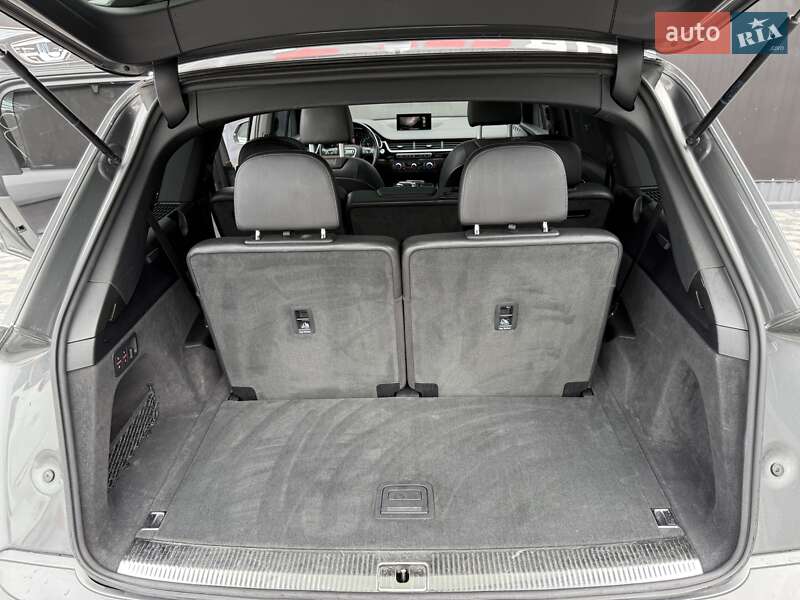 Внедорожник / Кроссовер Audi Q7 2017 в Львове
