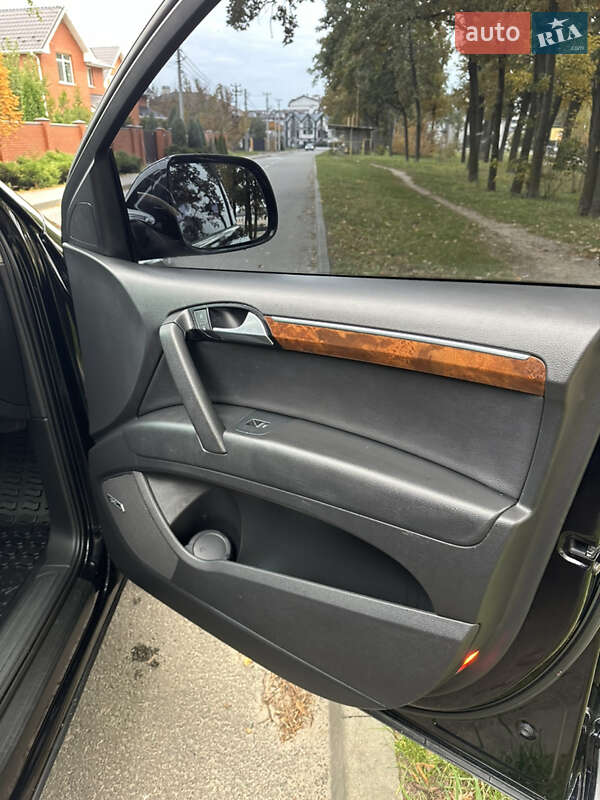 Позашляховик / Кросовер Audi Q7 2013 в Києві фото 10 Позашляховик / Кросовер Audi Q7 2013 в Києві
