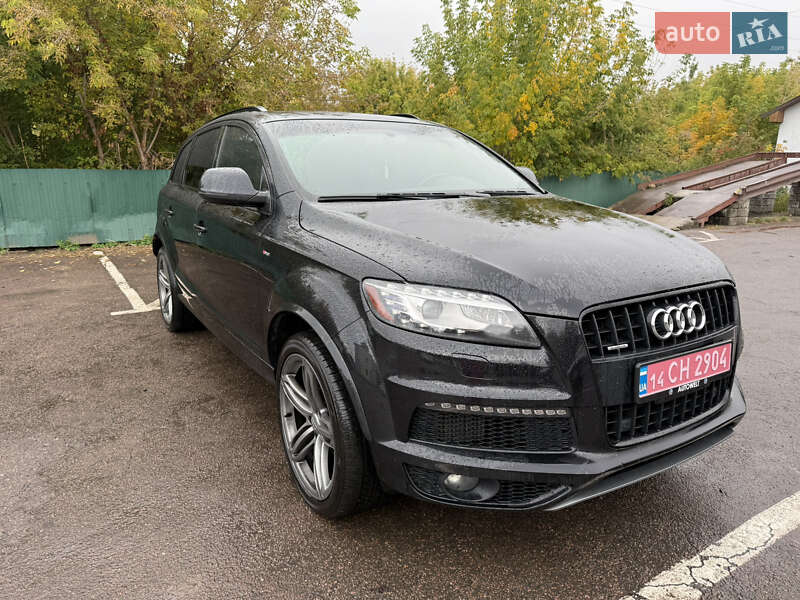 Позашляховик / Кросовер Audi Q7 2014 в Дубні