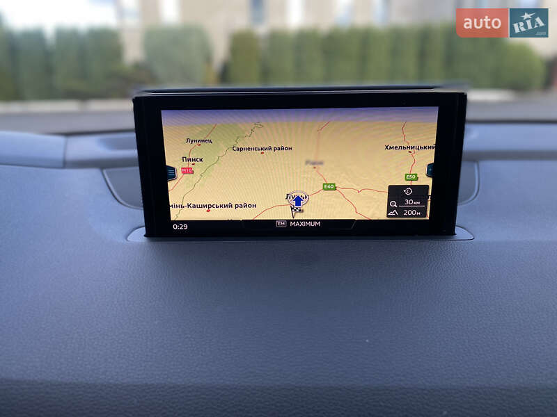 Позашляховик / Кросовер Audi Q7 2015 в Луцьку