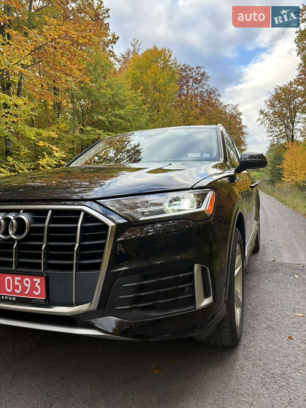 Внедорожник / Кроссовер Audi Q7 2020 в Львове