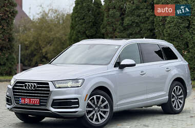 Внедорожник / Кроссовер Audi Q7 2019 в Дубно
