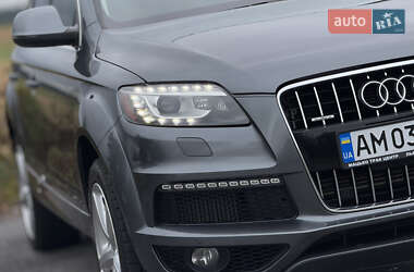Позашляховик / Кросовер Audi Q7 2011 в 