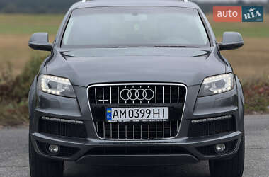 Позашляховик / Кросовер Audi Q7 2011 в 